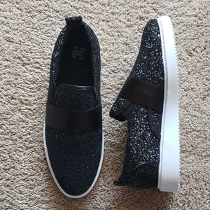 Journey collection luster black slip ons 9